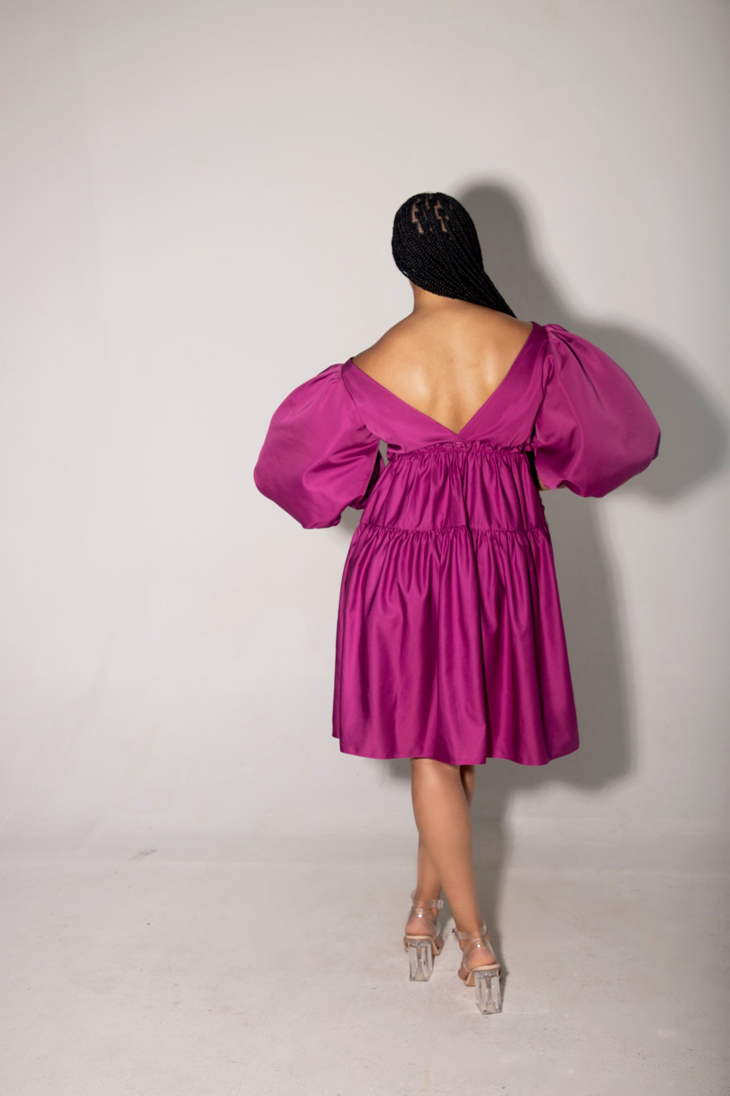 VIOLA V-NECK PUFF SLEEVE MIDI DRESS - PURPLE