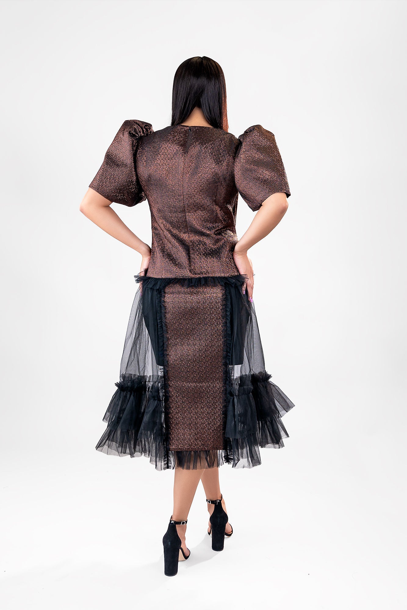 KAIRA PUFF SLEEVE JACQUARD TULLE DRESS - BROWN